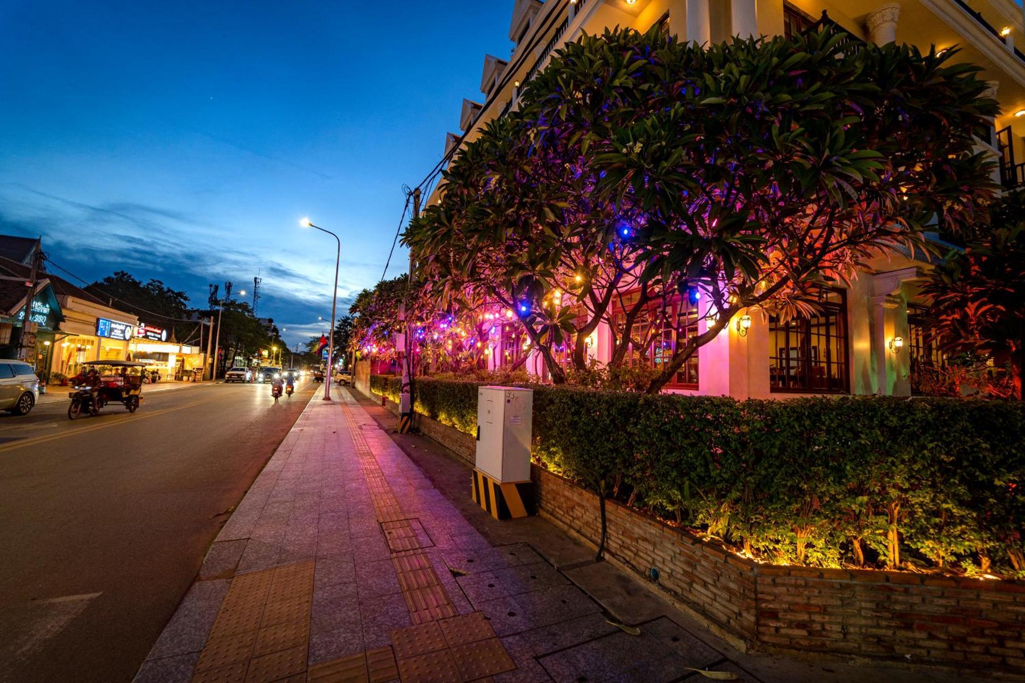 The Suite By Royal Crown Hotel Siem Reap Extérieur photo