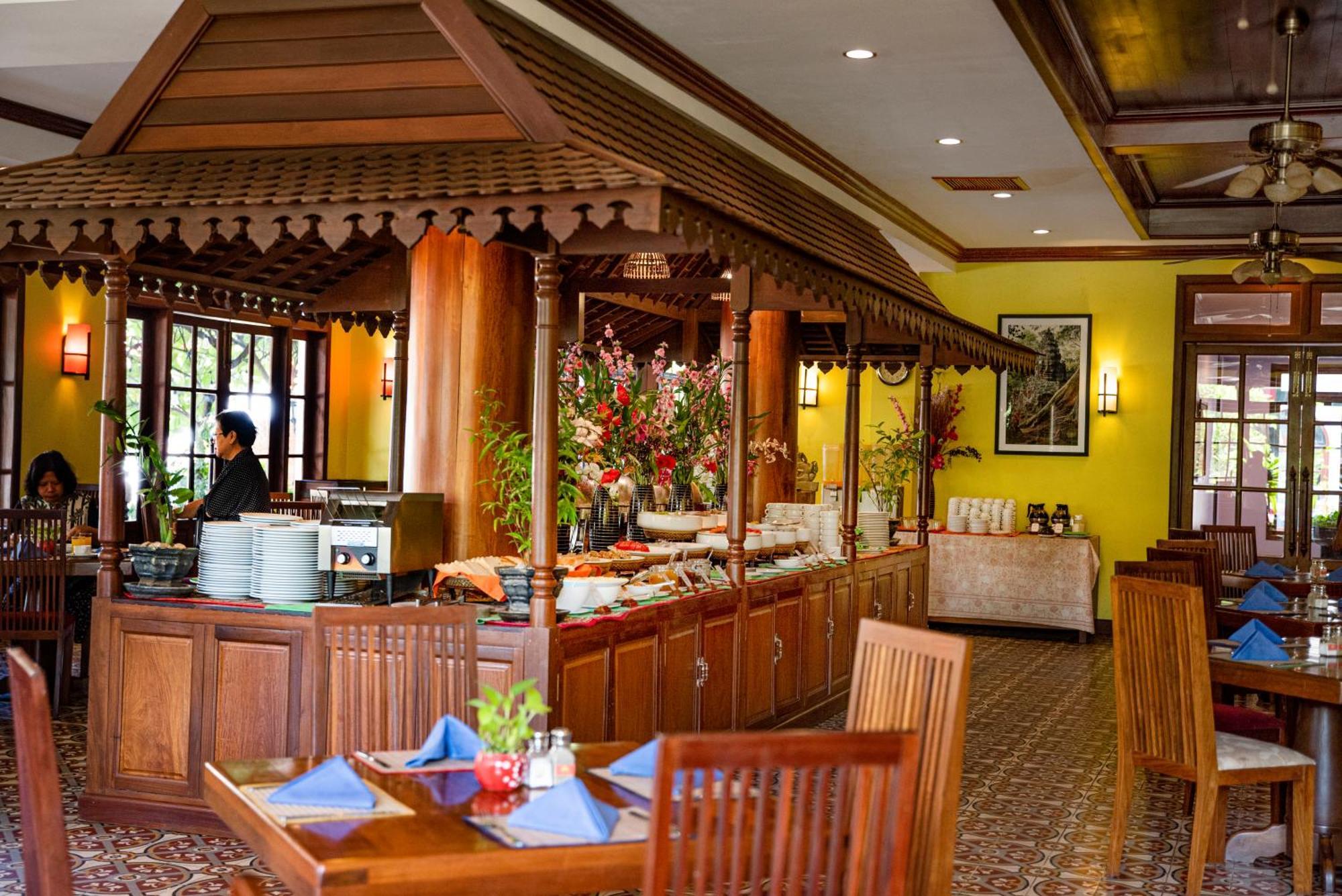 The Suite By Royal Crown Hotel Siem Reap Extérieur photo