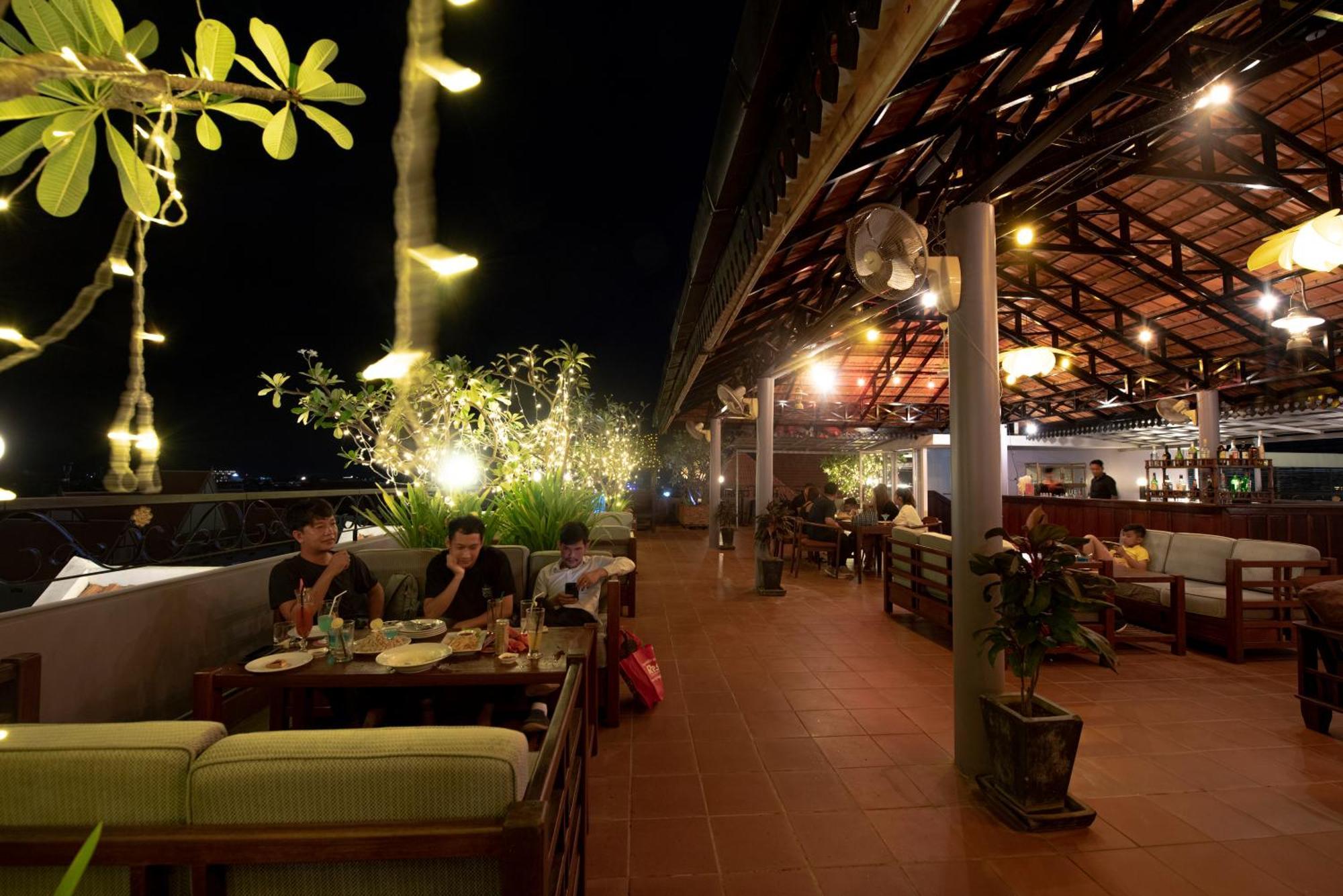 The Suite By Royal Crown Hotel Siem Reap Extérieur photo
