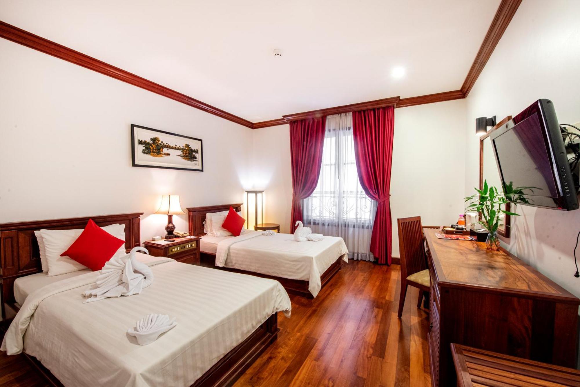 The Suite By Royal Crown Hotel Siem Reap Extérieur photo